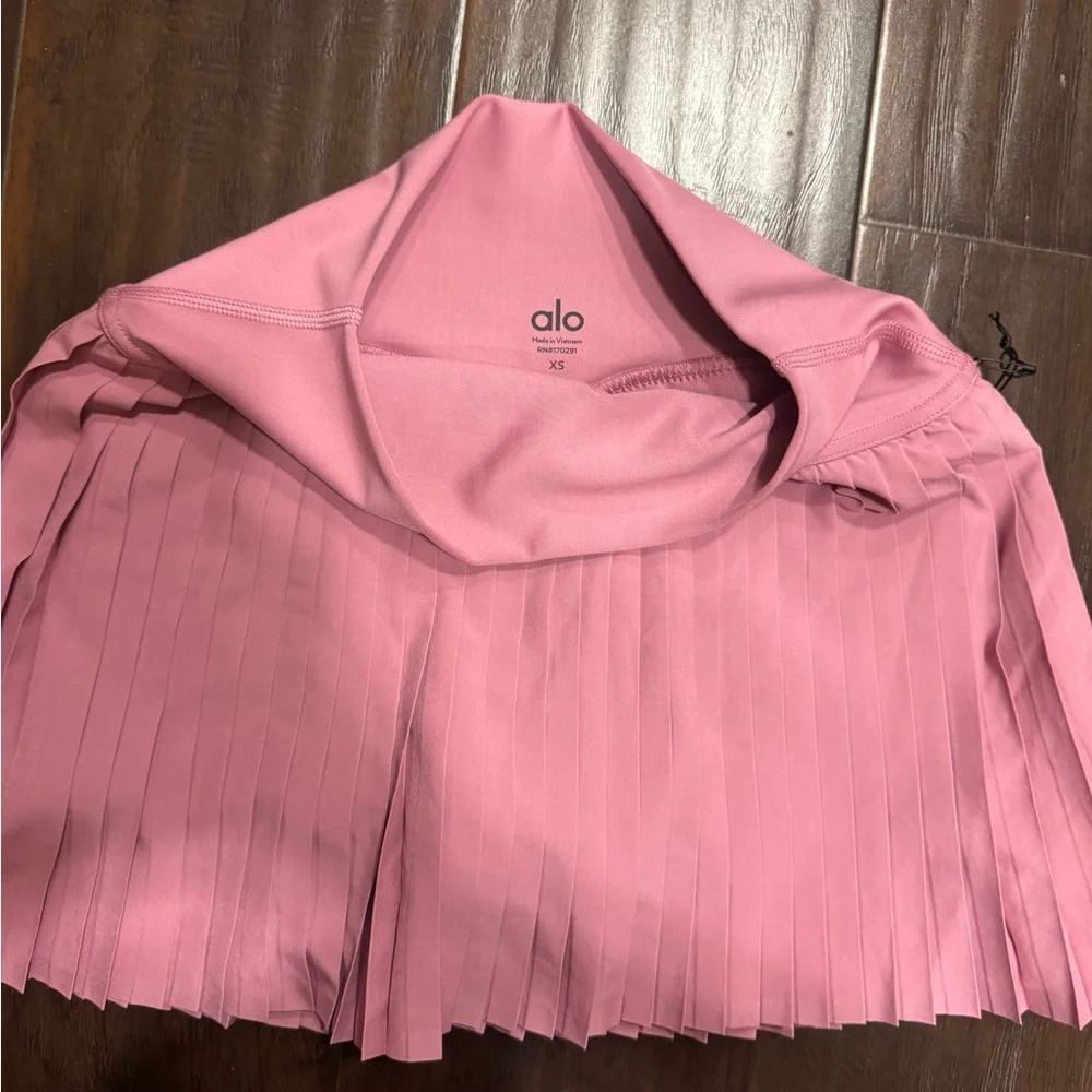 ALO Yoga Pink Pleated Tennis Skirt